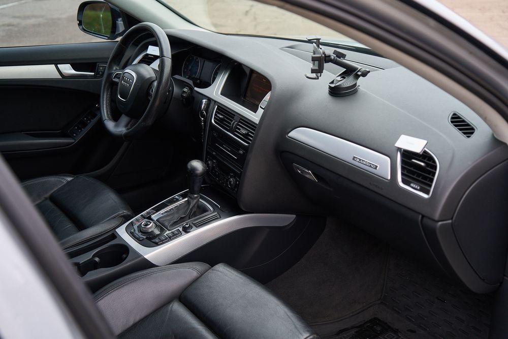 Audi A4 в отличном состоянии, без вложений