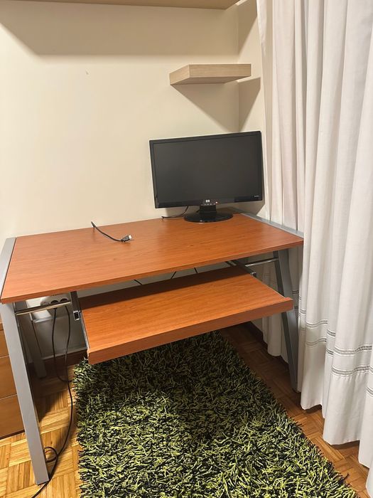 Secretaria 1,2 de comprimento, 70 cm de largura