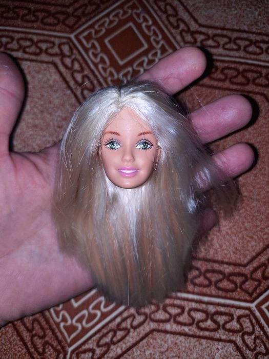 Голова, запчастини до ляльки барбі