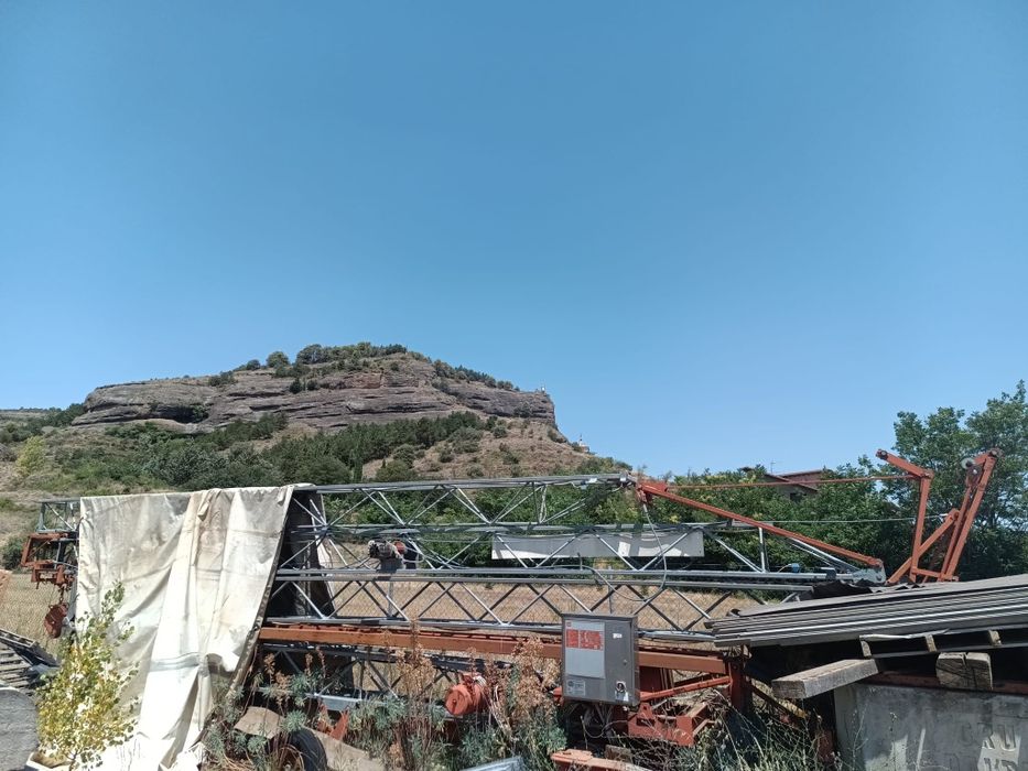 Grua Dalbe 16x18 Monofasica