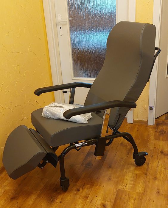 Fotel rehabilitacyjny/ geriatryczny Vermeiren.