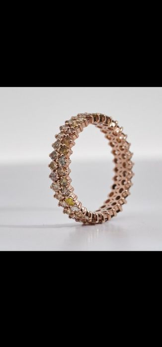 Anel Ouro com Diamantes naturais