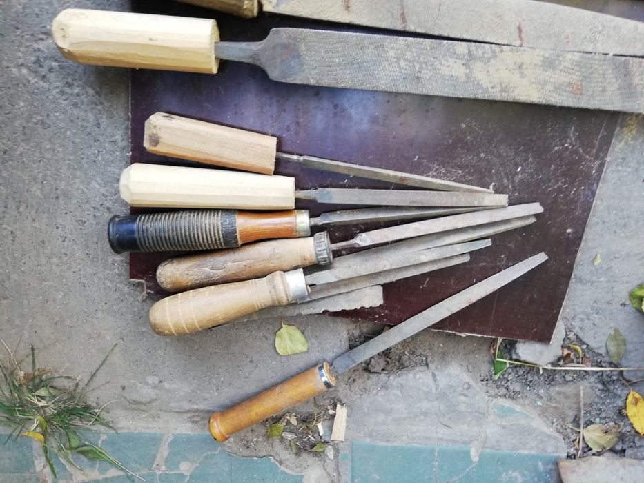 Напильники.Стамески. молоток. Рубанок. Шило