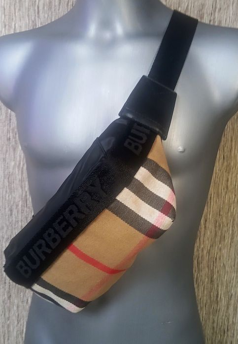 Oryginalna saszetka na pas nerka BURBERRY