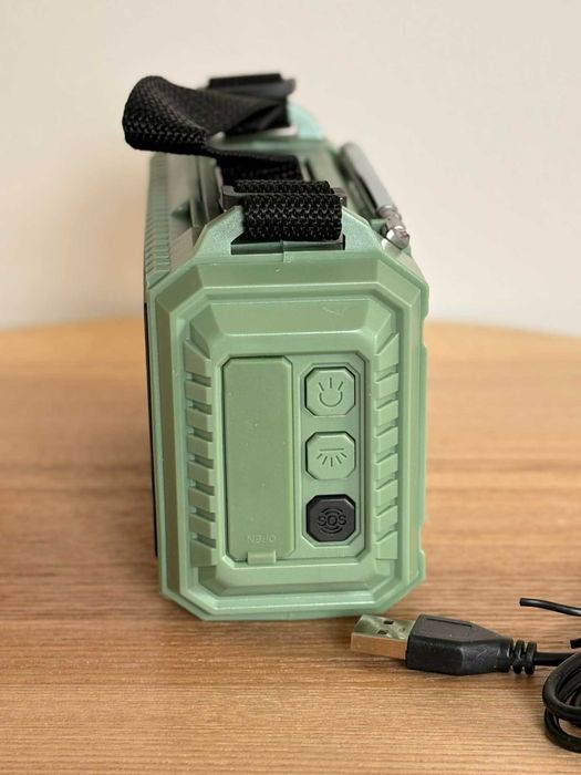Radio awaryjne survivalowe na korbke