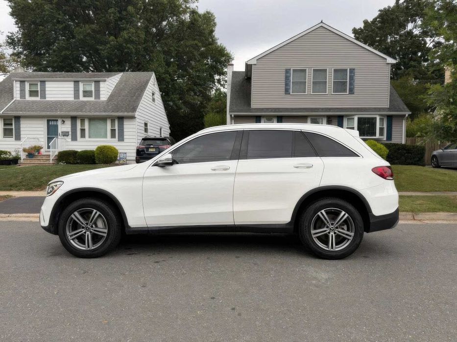 Mercedes-Benz Glc 300 4Matic      2020