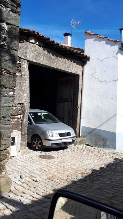 Casa rústica - Travanca - Vinhais (Trás-os-Montes)