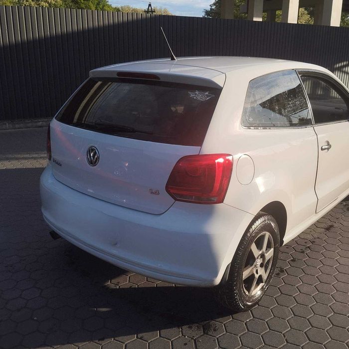 Продаж/Обмін VOLKSWAGEN Polo 2014