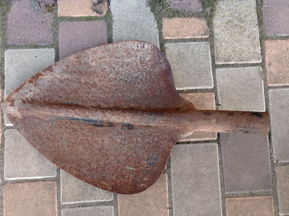 Лопата підборочна