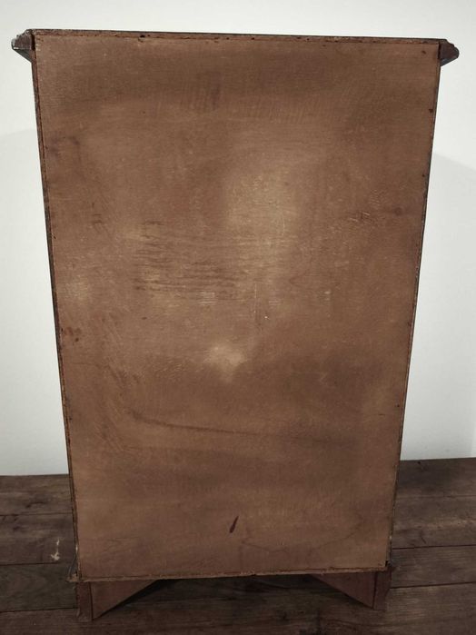 Pequeno Camiseiro Vintage