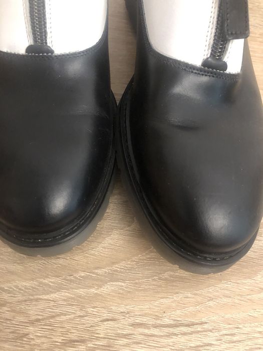 Шкіряні туфлі SISLEY 40-40,5 р