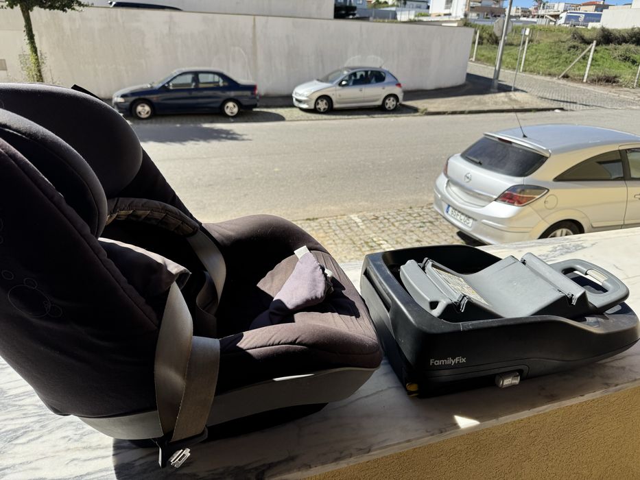 Bebe conforto, com alguns acessorios