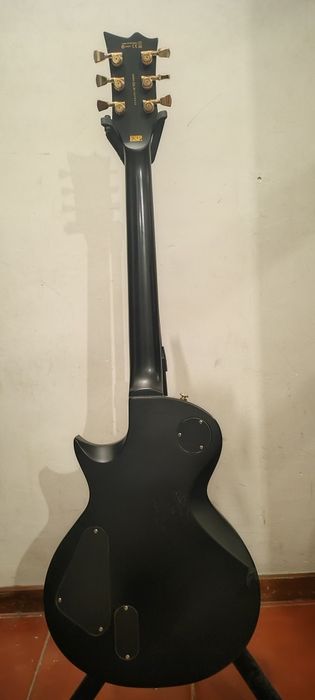 ESP LTD EC-1000 + case ESP eclipse