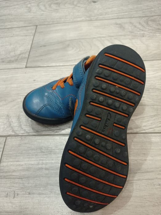 Шкіряні кросівки, кеди для хлопчика, Clarks, сині, 27,5 р.