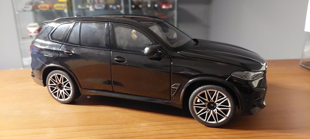 Model 1:18 Model 1:18 Bmw X5M Competition LCI  Heimanba