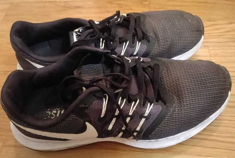 Nike Running Run Swift - 42 Size