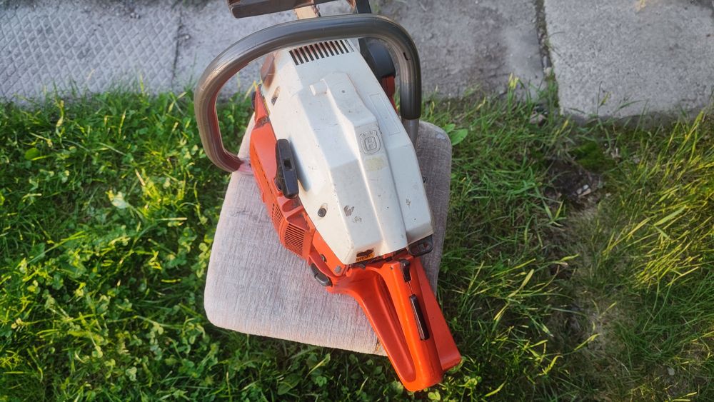 Piła spalinowa Husqvarna 61 , 3.9km prowadnica 45 cm