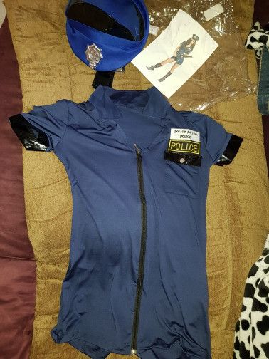 Еротичні костюми поліцейських