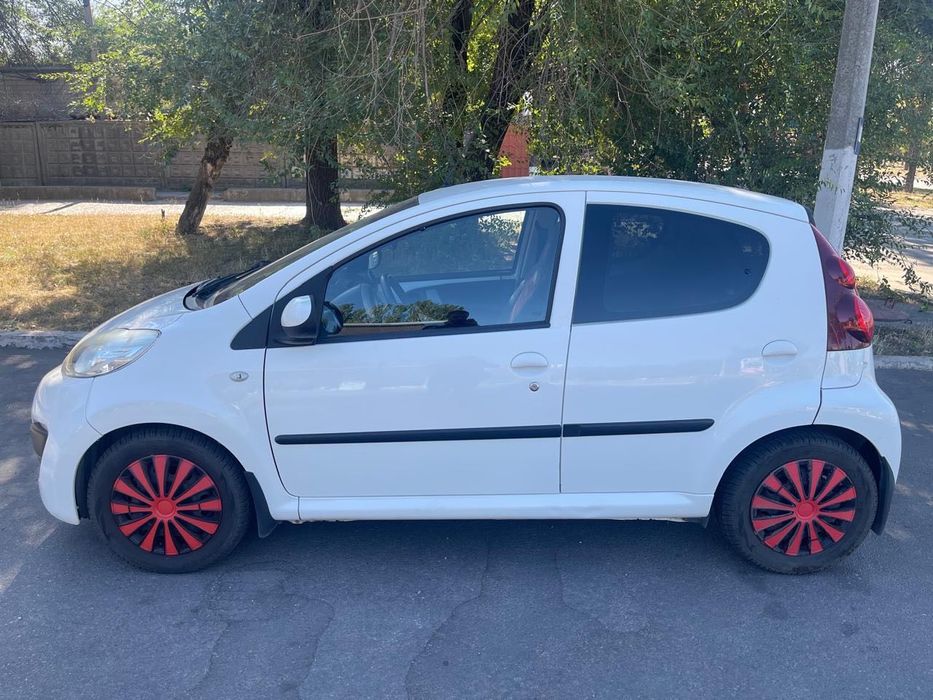 Продам машину в гарному стані