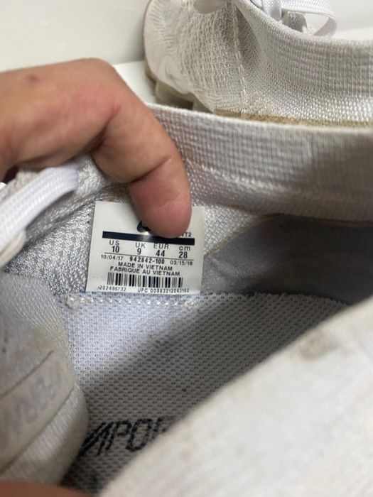 Nike Air Vapormax Flyknit Brancos – Tamanho 44