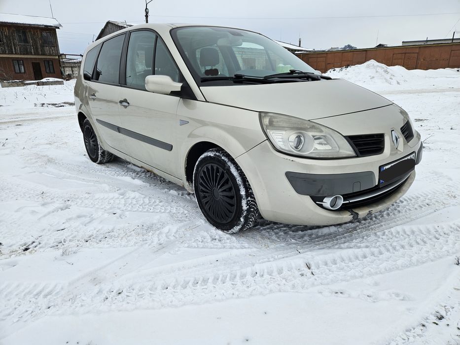 Renault Scenik 2006 рік  1.9 дизель  для військових