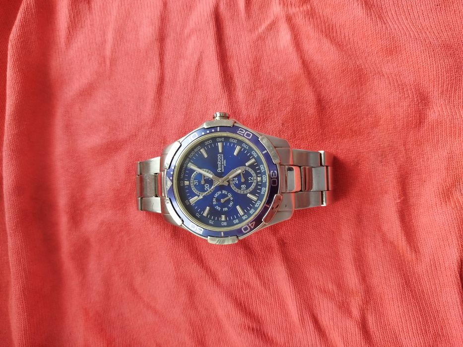 Годинник Armitron