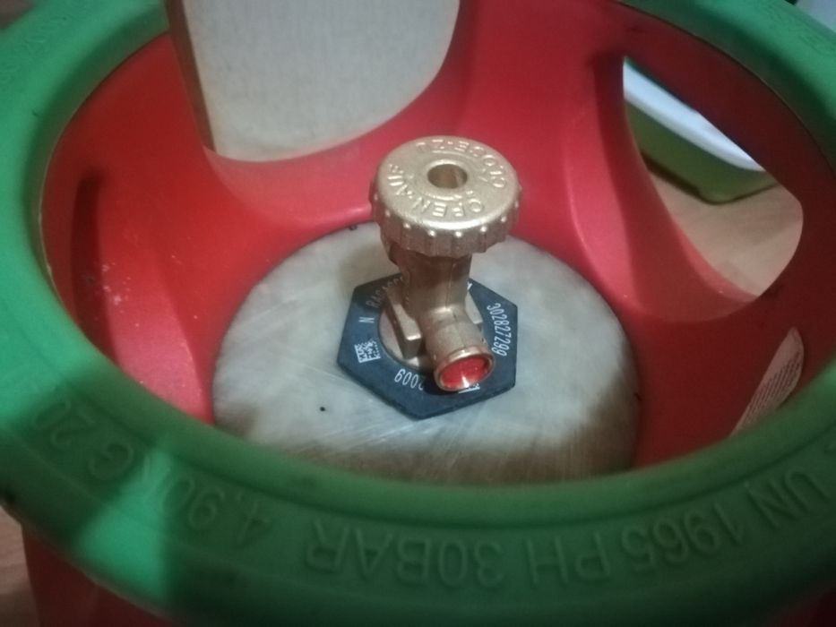 Газовые балони 27 литров и 12 литров