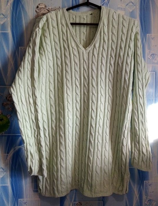 Продам женские джемпера -46,50,52,54 р-ров