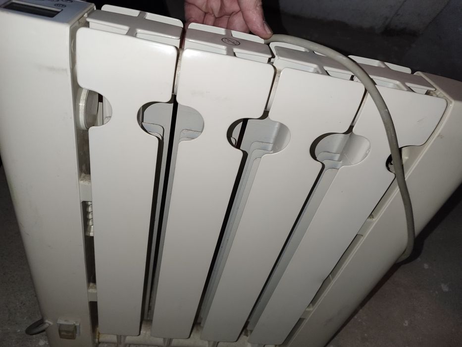 Radiador elétrico 600w.