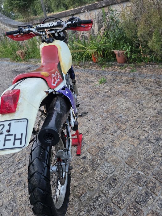 Honda XR 600 .   .