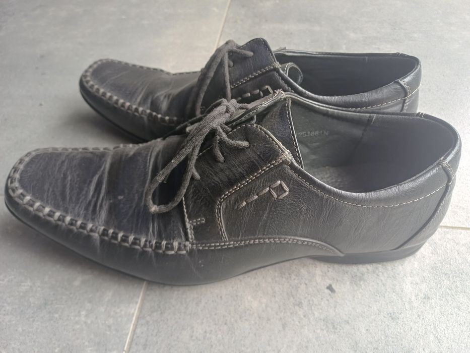 Buty garniturowe 42