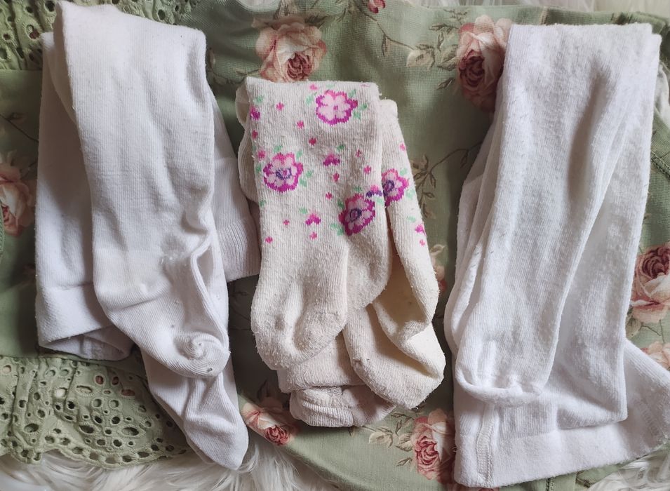 3 pary rajstop niemowlęcych H&M 50/56