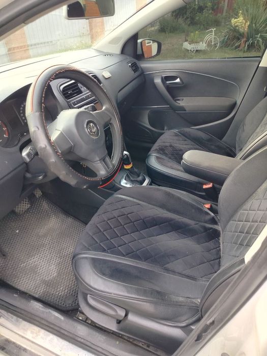 Фольксваген поло.