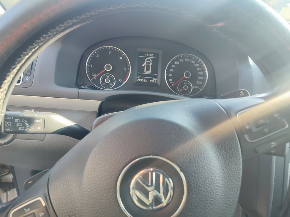 Продам Volkswagen touran