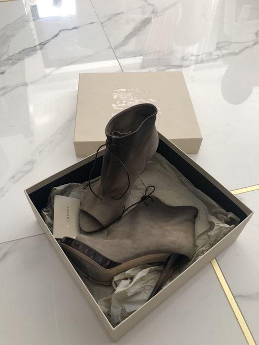 Burberry botki