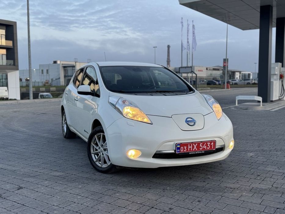 Nissan Leaf 30 kWh — авто у гарній комплектації: комфортне, економічне та добре оснащене для приємного і безпечного кермування. Автомобіль у гарному стані, кузов у рідній фарбі, технічно справний. Салон доглянутий, акумулятор у хорошому стані — 9/12, два ключі, сервісна книжка. Запас ходу залежить від манери їзди. Машина дійсно доглянута та варта уваги, чудовий варіант як для себе, так і для перепродажу. Авто розмитнене на фірму — залишилося лише пройти реєстрацію (приблизно 1500 грн), і ви будете першим власником в Україні. Знаходиться у Львові. Авто за вигідною пропозицією. За детальною інформацією телефонуйте на звичайний телефон +38 нуль (96) 8 нуль 4 45 84  або Telegram/Viber. Запрошую на тест-драйв та покупку автомобіля!

Переходьте на телеграм канал:
https://t.me/electrocar_norway

Усім гарного дня та вдалих покупок!