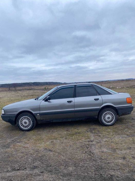 Продам Audi 80, 1.8