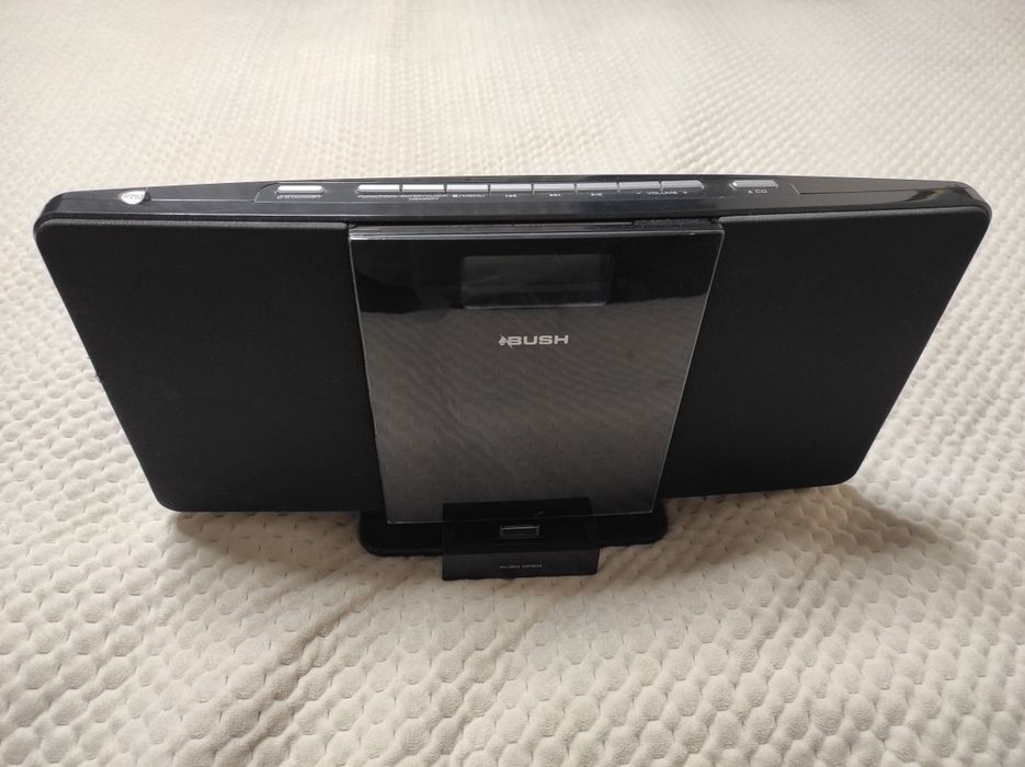 Stacja dokująca IPhone, iPad, CD, radio