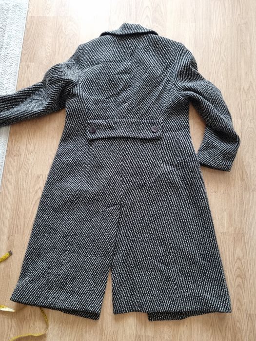 Długi płaszcz wełniany czarno biały w paski xl