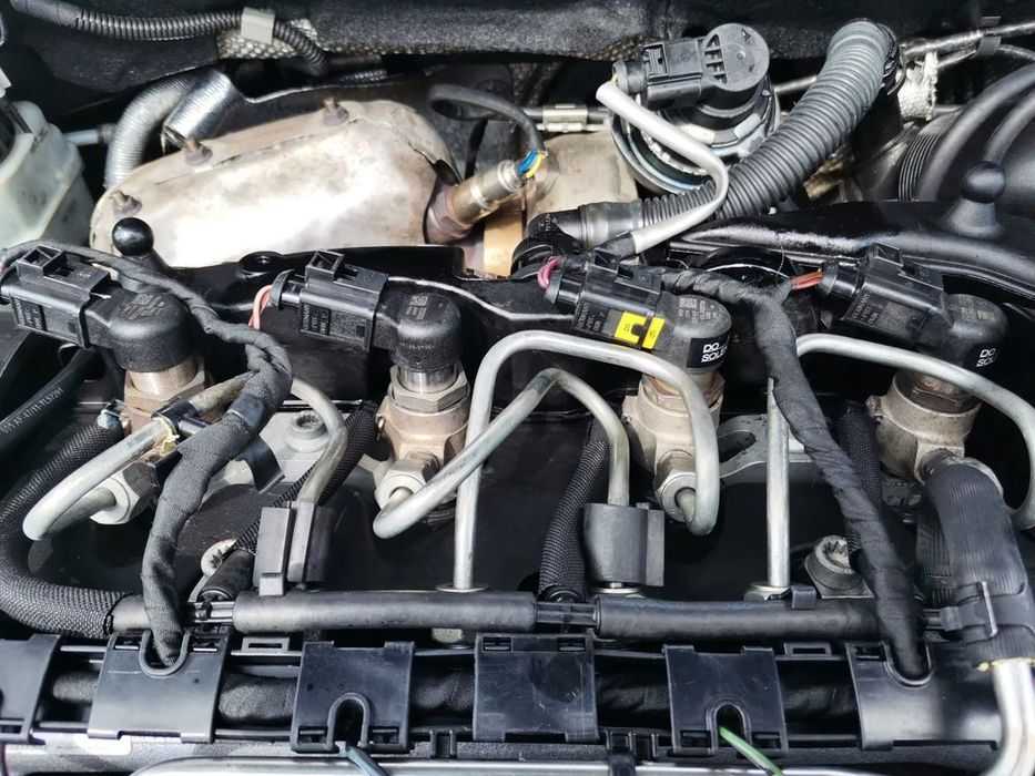 silnik kompletny audi vw skoda 1.6 tdi cay cayc 77kw 105 km