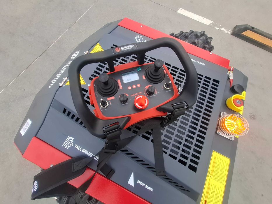 Robot Koszący-Kosiarka zdalnie Sterowana - BLUEBIRD FM 24-70 - MULCZER