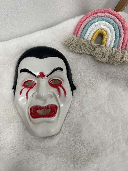 Маска вампира, маска дракулы, карнавальная маска, маска на хеллоуин