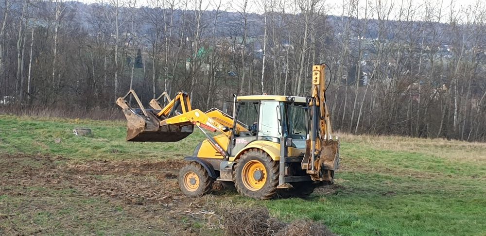 Koparko-Ładowarka ,Roboty ziemne, WYKOPY