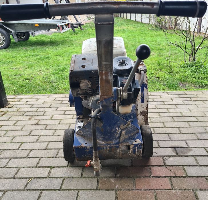 Piła przecinarka do asfaltu betonu