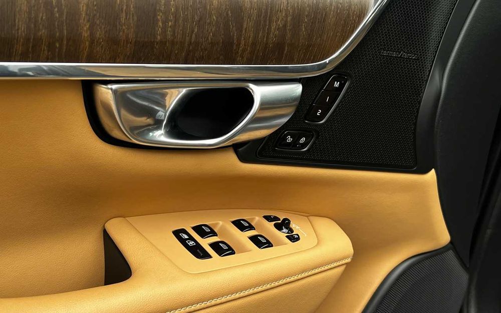 Volvo V90 Cross Country 2022
