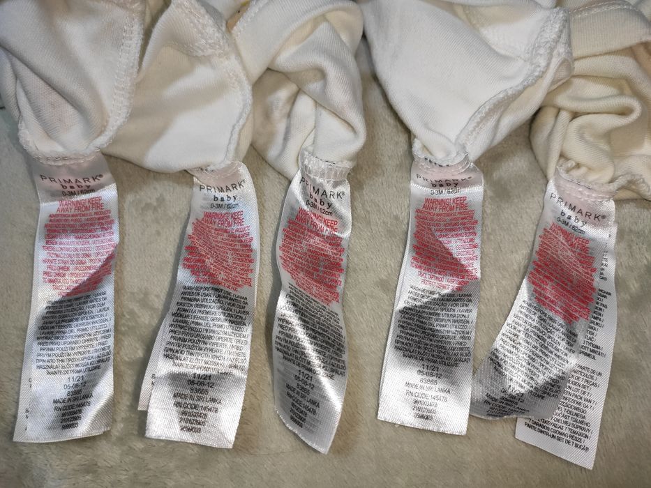 Набір стильних боді унісекс Primark 0-3 міс, стан ідеал
