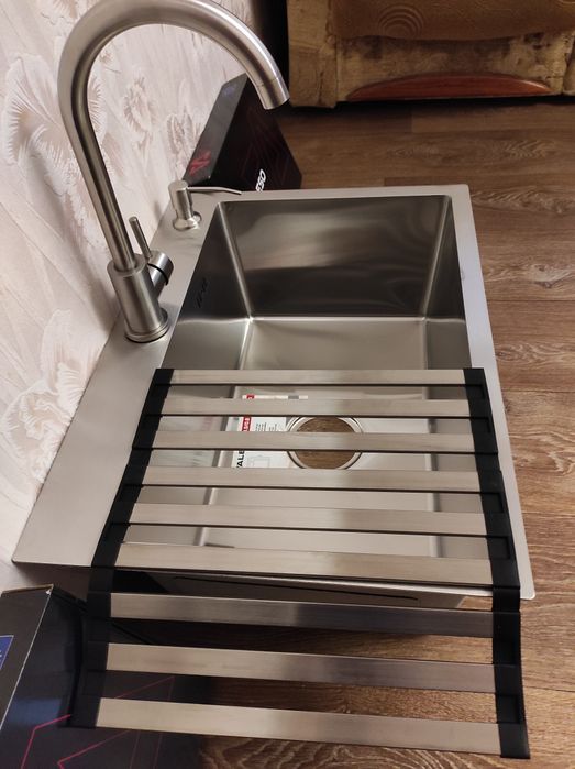 Акция -27%.Мойка для кухни 58*43 Valeso hendmade 3 mm.