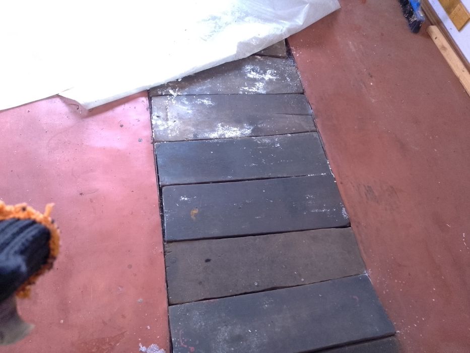 Продам гораж в отличном месте кооп 26