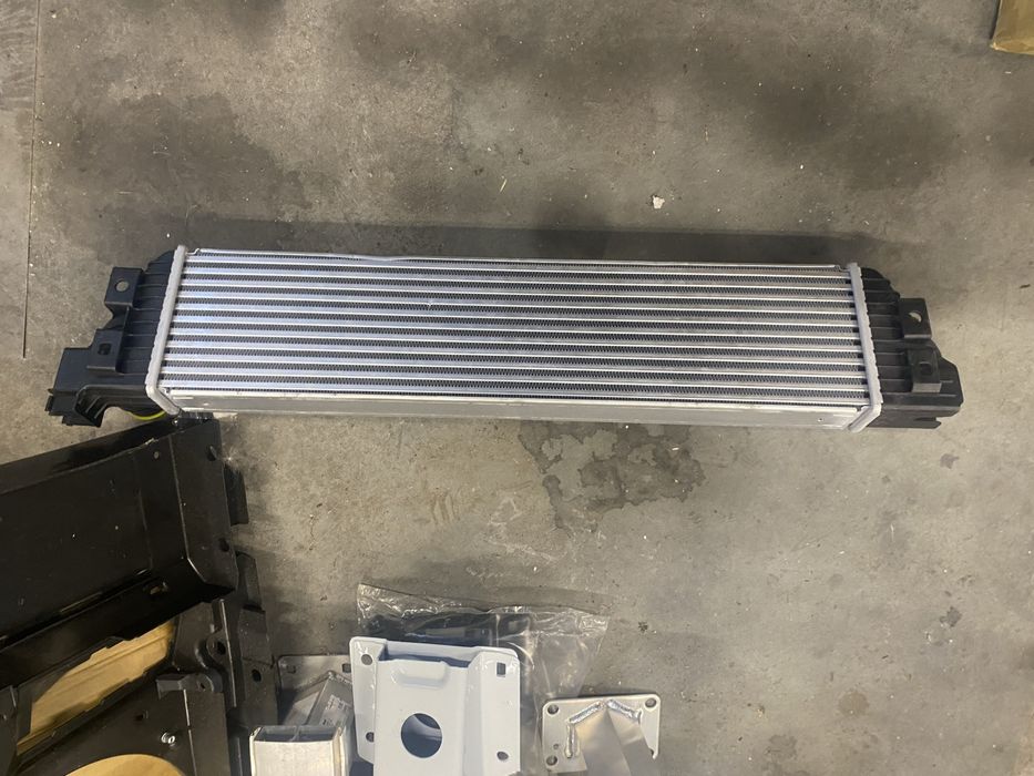 Chłodnica intercooler Renault Master  Opel Movano 3 III 4 IV 10- lift