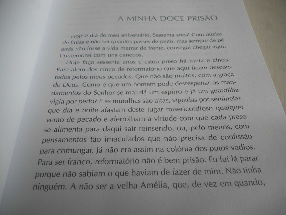 Em memória da Albertina, que deus haja! por Francisco Moita Flores